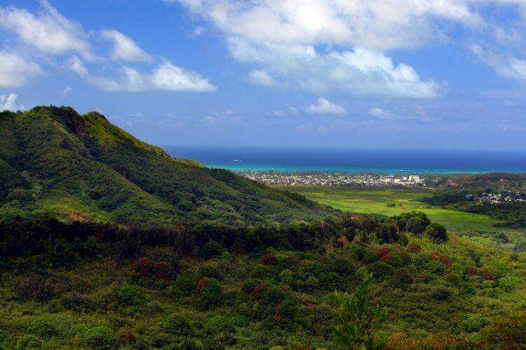 Nuuanu Pali Lookout on Oahu