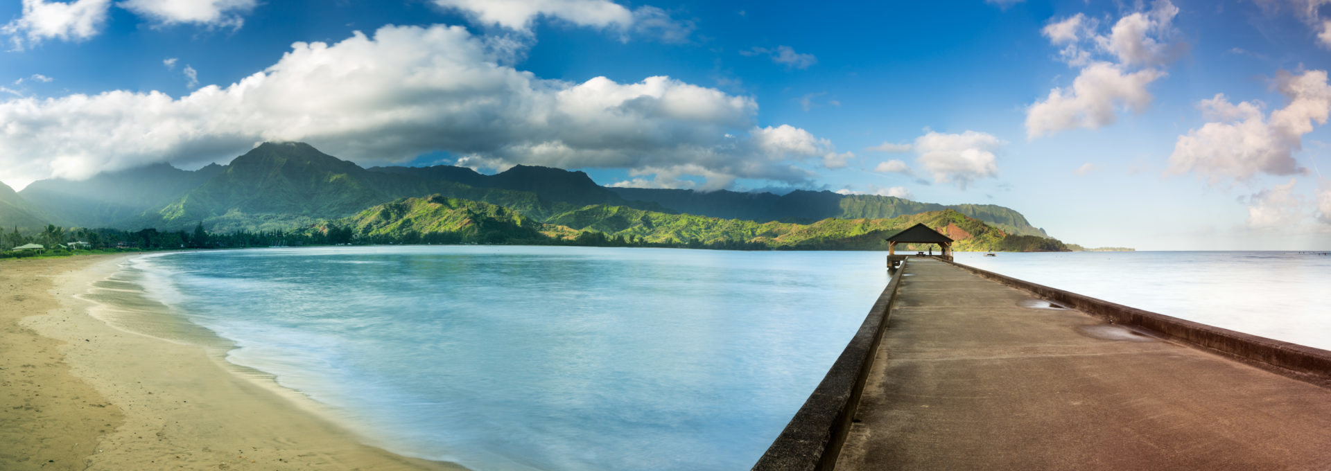 The Definitive Guide to Visiting Hawaii - hanalei bay on kauai