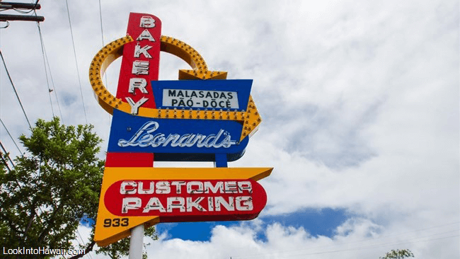 The Definitive Guide to Visiting Hawaii - leonards bakery on oahu hawaii