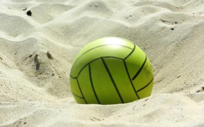 10 Best Beach Balls For Getting The Perfect Bounce