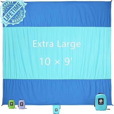 WEKAPO Sand Free Beach Blanket, Extra Large Oversized 10'X 9' for 7 Adults Beach Mat