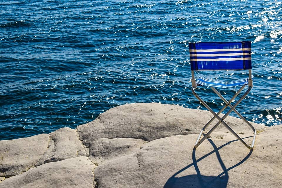 Best Beach Chairs for Elderly Adventurers